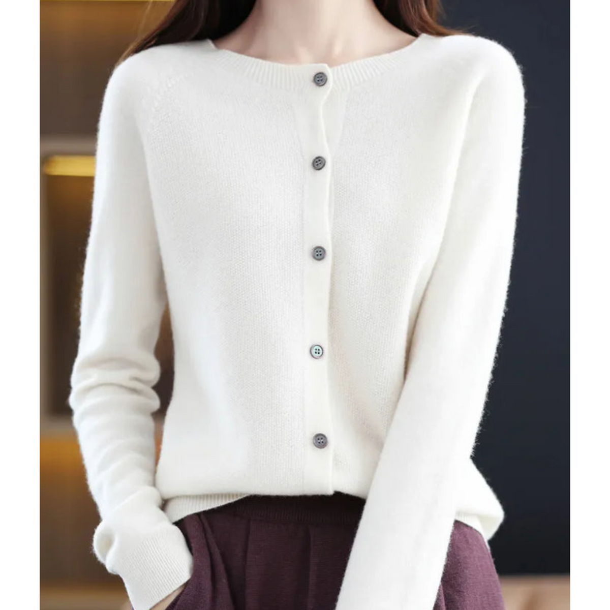 Dame Cardigan med Rund Hals, Lange Ærmer og Knapper