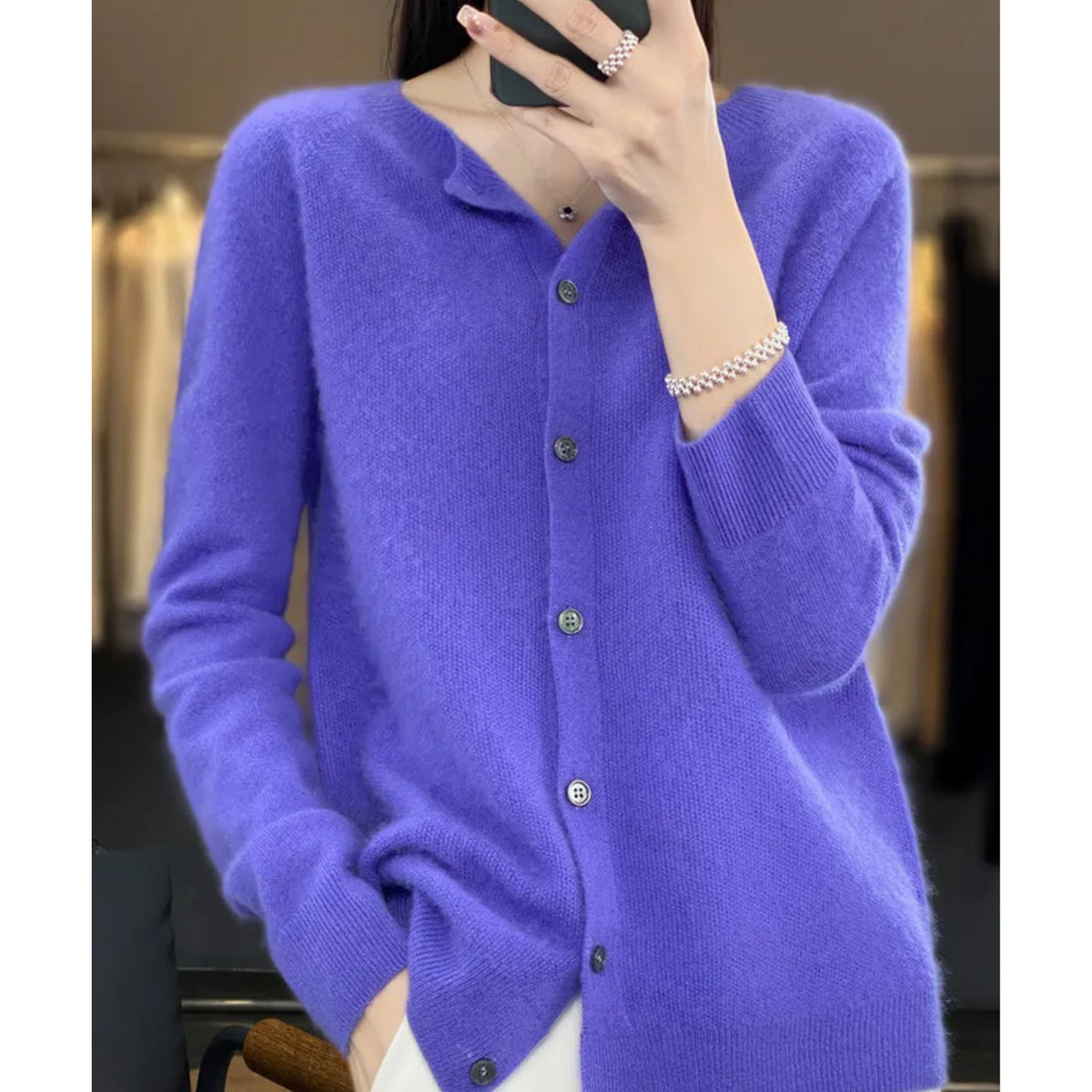 Dame Cardigan med Rund Hals, Lange Ærmer og Knapper