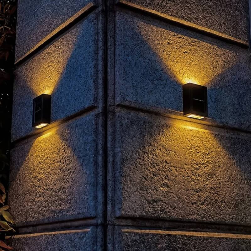 Solcelledrevet Vegglampe til Uteplass, 4 stk