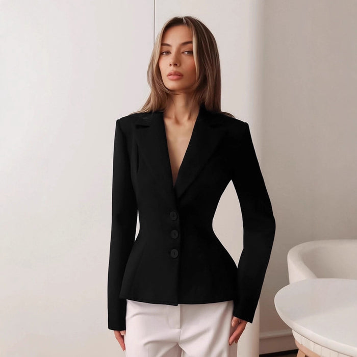 Dame skreddarsydd blazer med slag og tre knappar