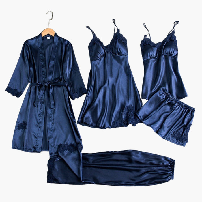 Completo pigiama da donna con rifiniture in pizzo