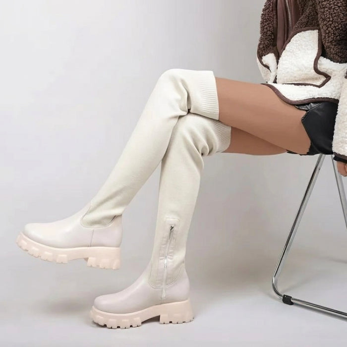 Damenstiefel aus geripptem Mesh mit Reißverschluss