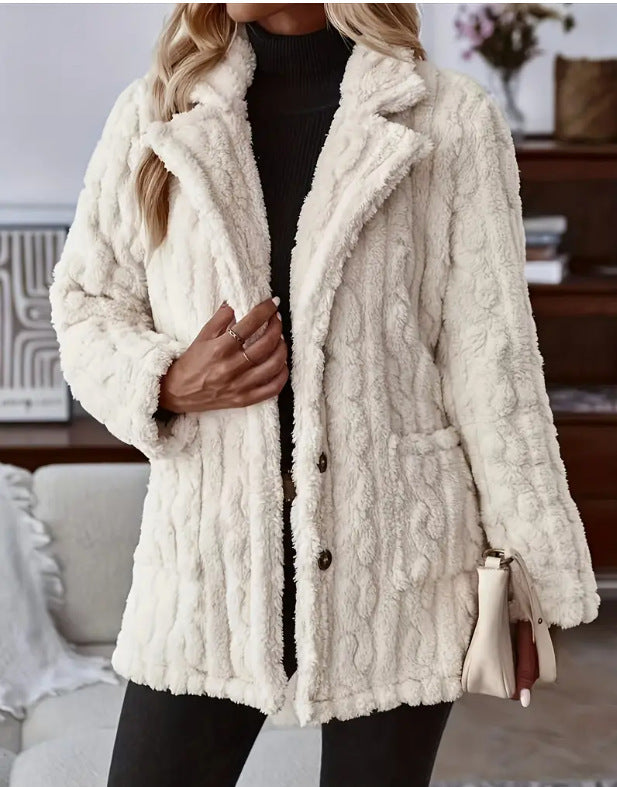 Veste teddy pour femme à revers crantés et fermeture boutonnée