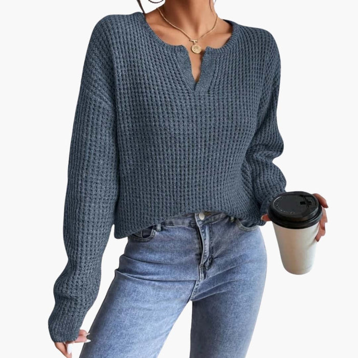 Strickpullover für Damen mit Schlitzkragen und strukturierter Oberfläche
