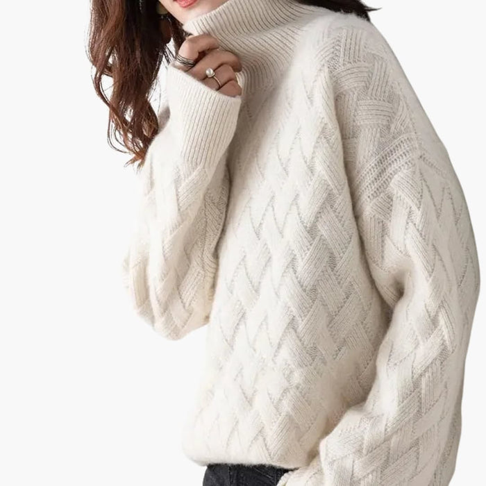 Pull pour femme avec col montant et surface texturée