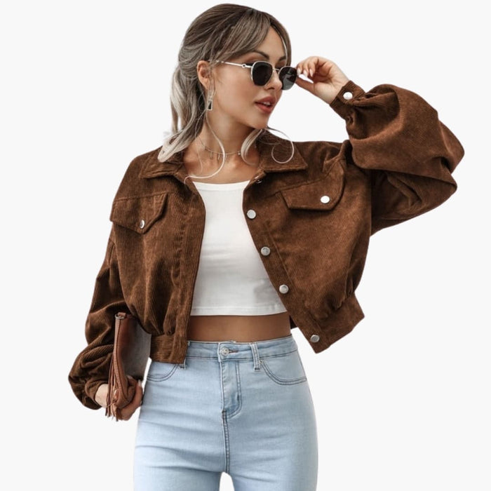 Kurze gerippte Damenjacke mit Puffärmeln