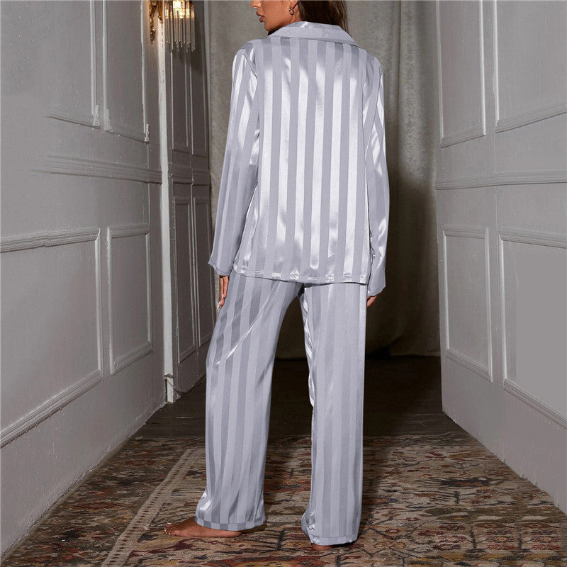 Dame Satin Pyjamassæt med Brystlomme og Elastisk Talje