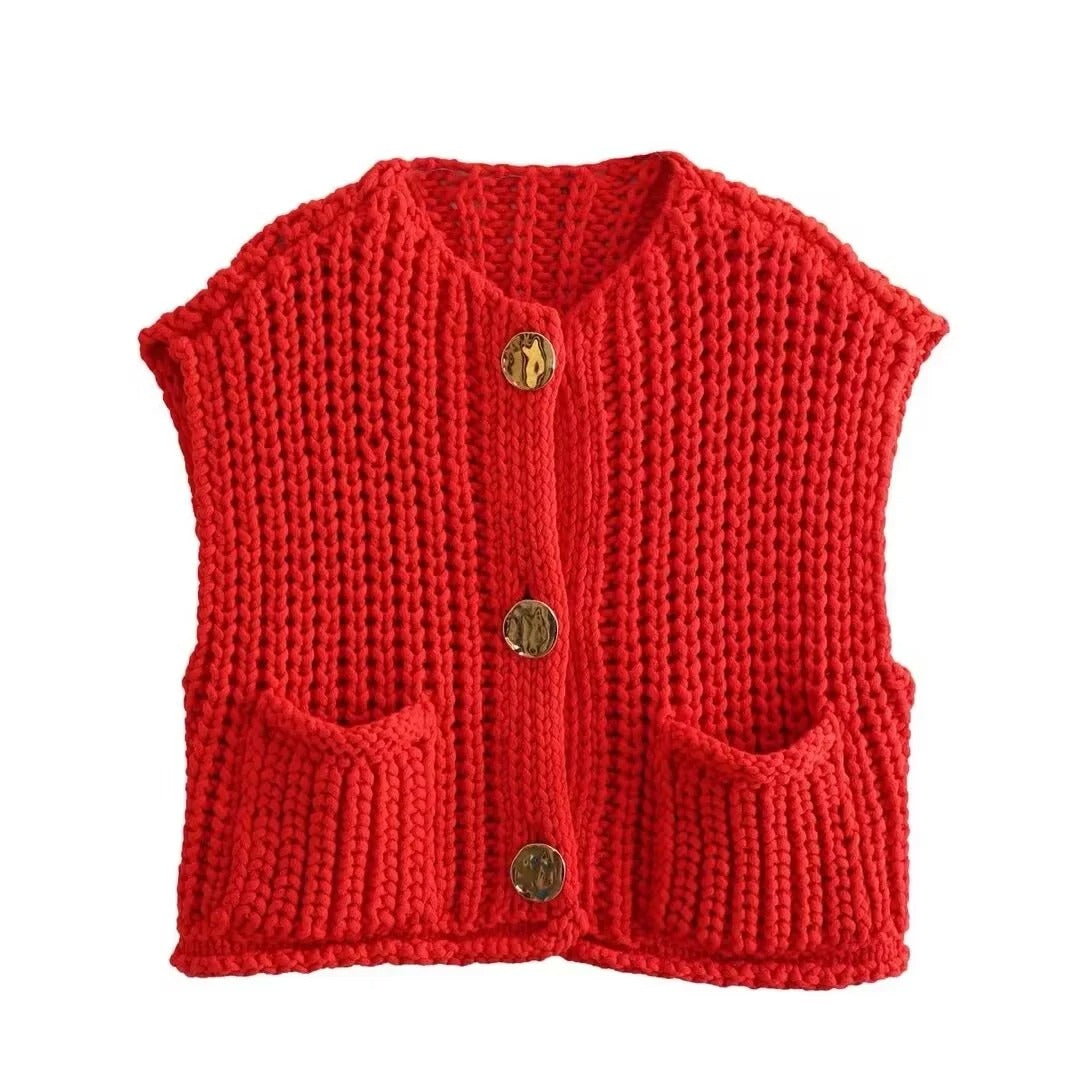 Dame Strikkevest med Metallknapper – Elegant Komfort &amp; Stil
