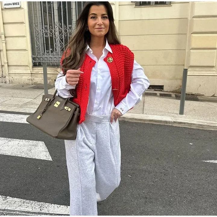 Dame Strikkevest med Metallknapper – Elegant Komfort &amp; Stil