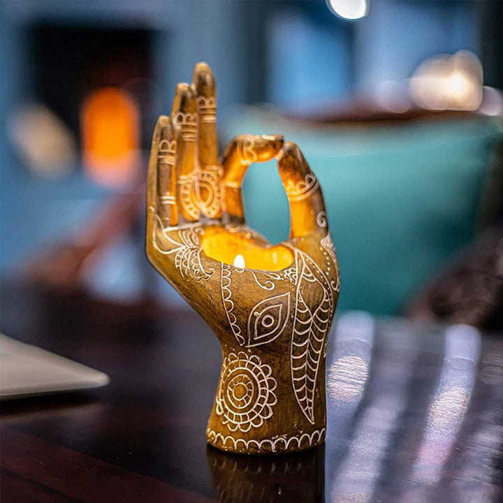 Buddha Hånd Lysestake – Zen Inspirert Borddekorasjon