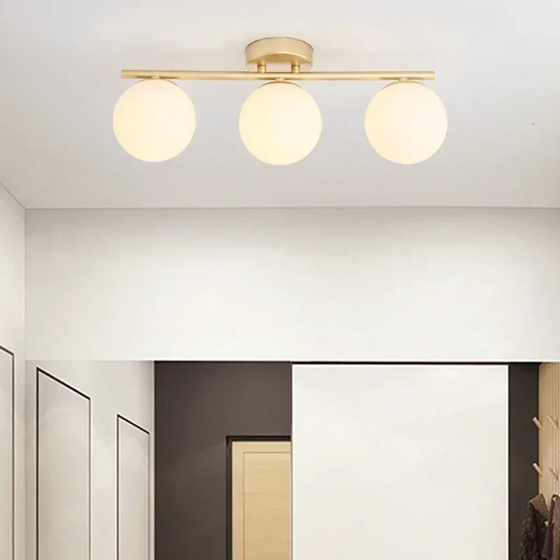 Elegant Glasskule Taklampe – Moderne Belysning for Hjemmet