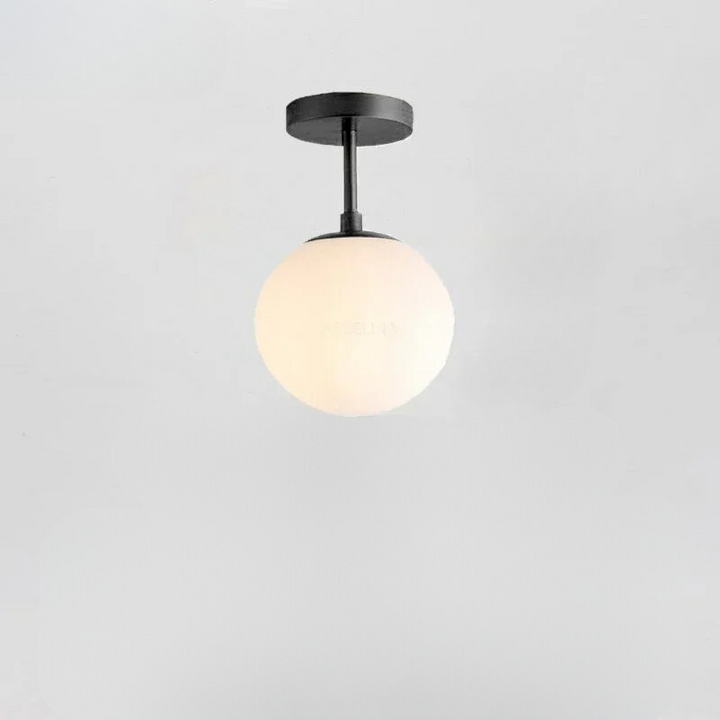 Elegant Glasskule Taklampe – Moderne Belysning for Hjemmet
