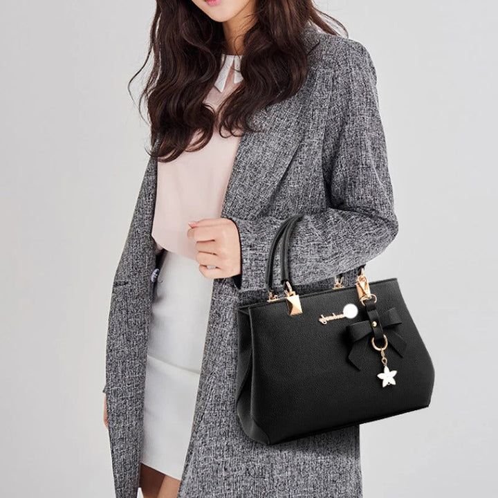 Elegant Messenger-veske for Kvinner med Blomsterdekor