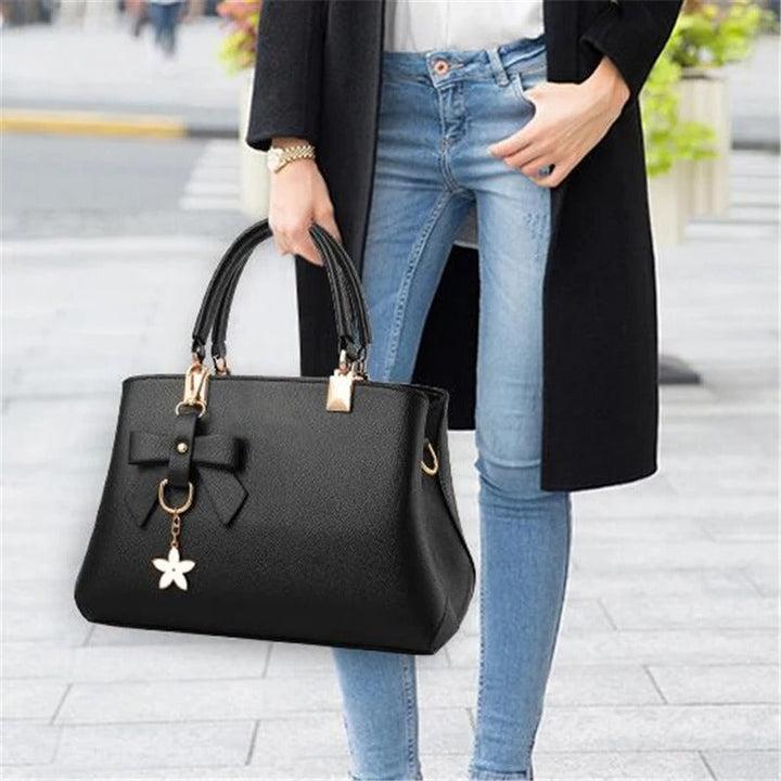 Elegant Messenger-veske for Kvinner med Blomsterdekor