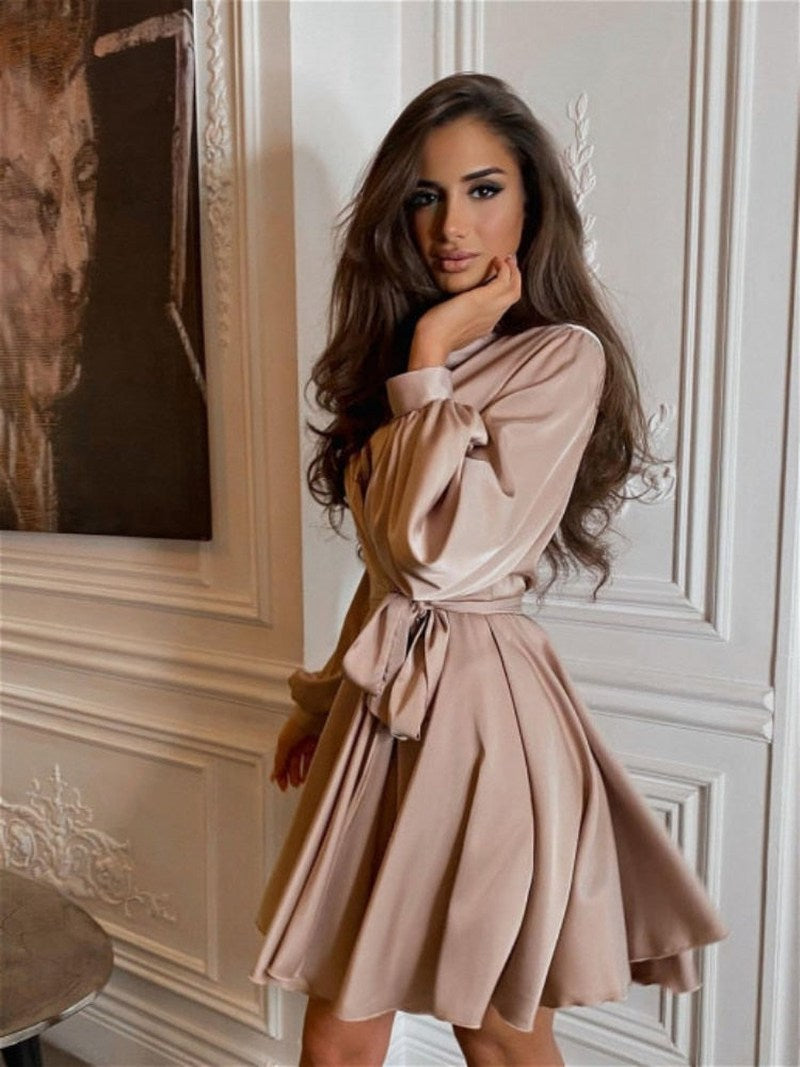 Elegant Sateng Festkjole for Kvinner - Perfekt for Anledninger
