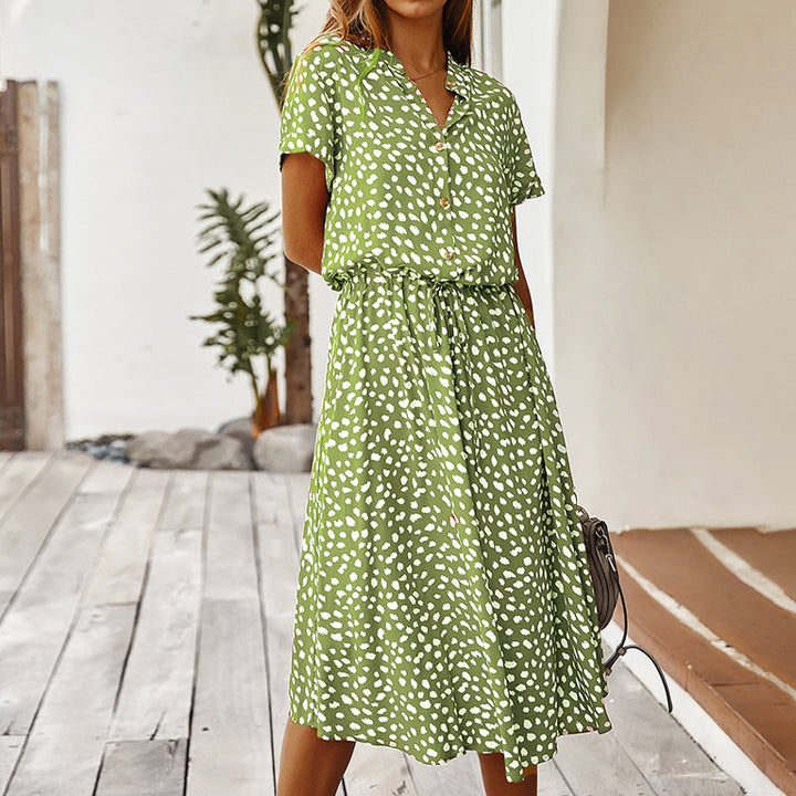 Elegant V-hals kjole med prikker | Sommerkjoler for damer