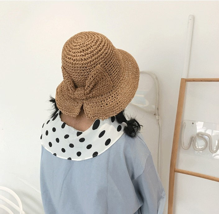 Elegant hatt for kvinner med bred brem