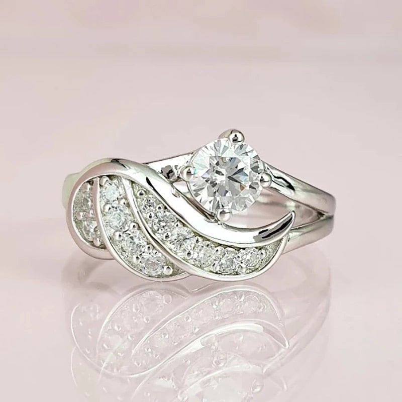 Kvinner Englens Omfavnelse Ring med Cubic Zirconia