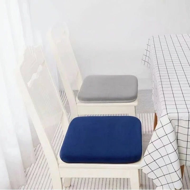 Ergonomisk Sittepute i Minneskum for Haleben og Korsrygg