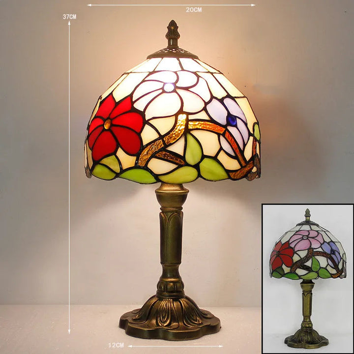 Bordlampe med Fargerik Design og Fleksibel Lyssetting