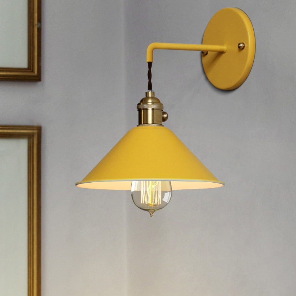 Fargerik Retro Vegglampe for Stue og Soverom