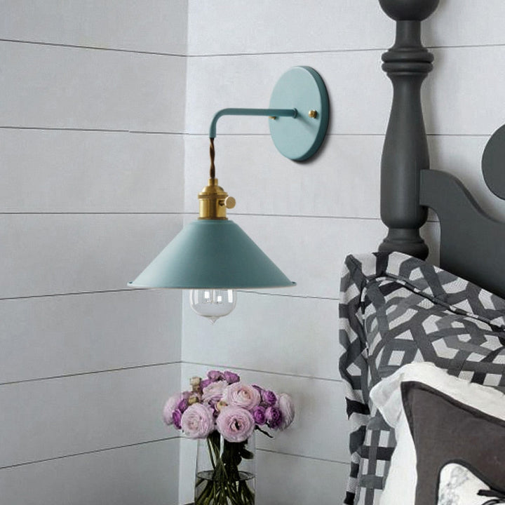Fargerik Retro Vegglampe for Stue og Soverom