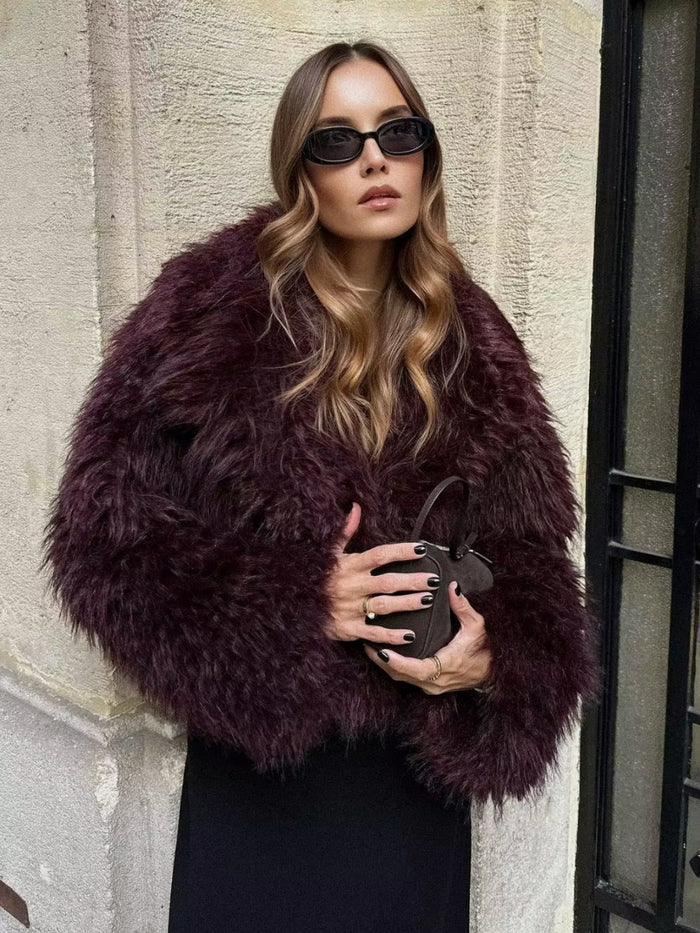 Chaqueta corta mullida para mujer con piel sintética para invierno