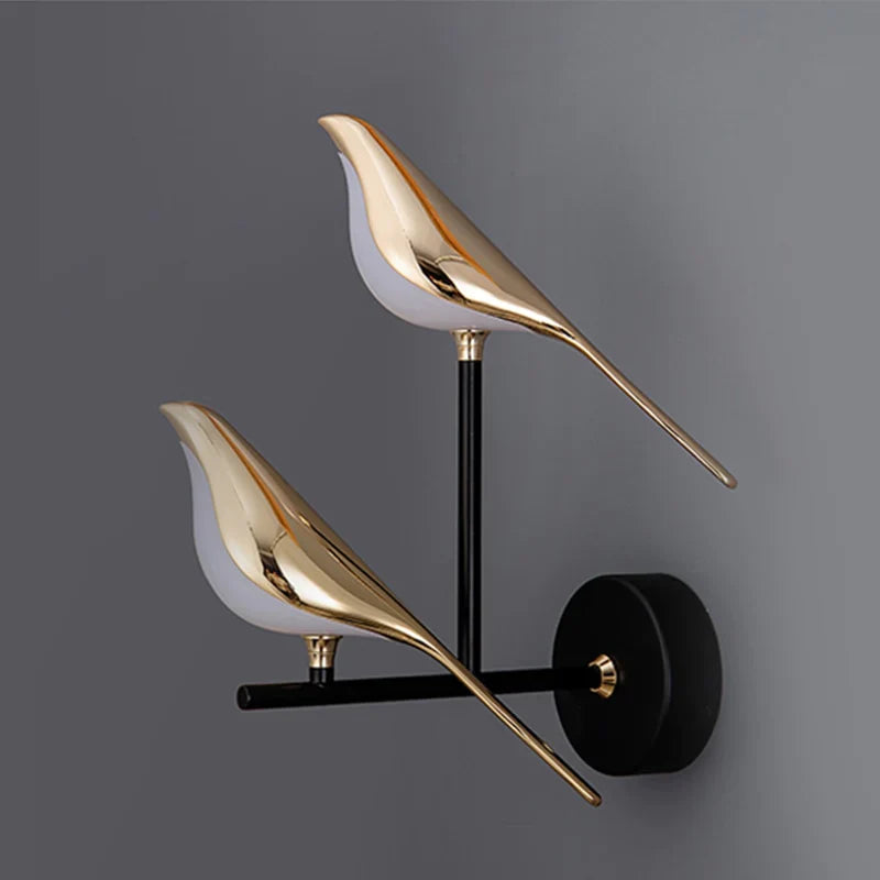 Vegglampe med Unikt Fugledesign for Stue og Optimal Belysning