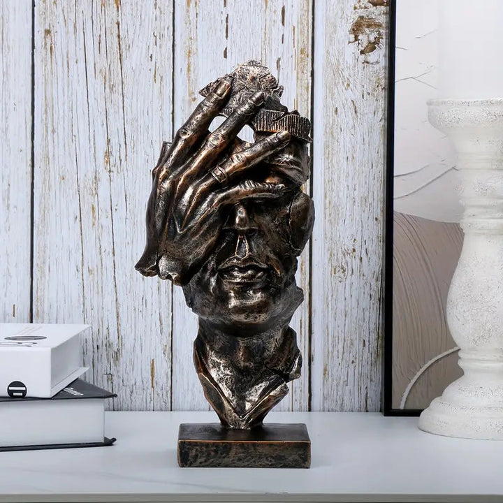 Unik Kunstnerisk Dekorasjonsfigur for Hjemmet – Håndlaget Eleganse