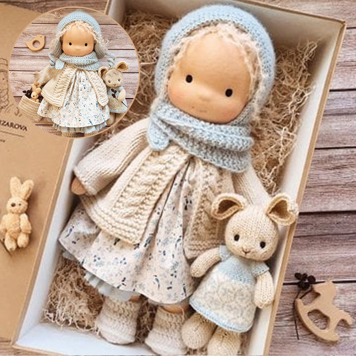 Håndlaget Waldorf-dukke - Økologisk Bomull | Polka Dots Design