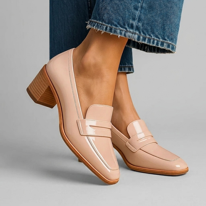 Zapatos de tacón cuadrado para mujer en rosa claro con correa sobre el empeine y punta cerrada