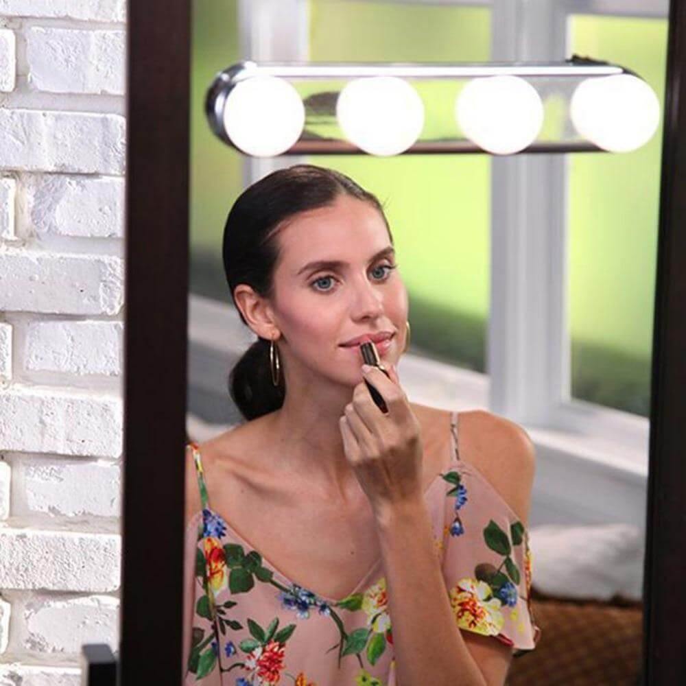 Kompakt Baderomslys med Sugekopp for Perfekt Makeup