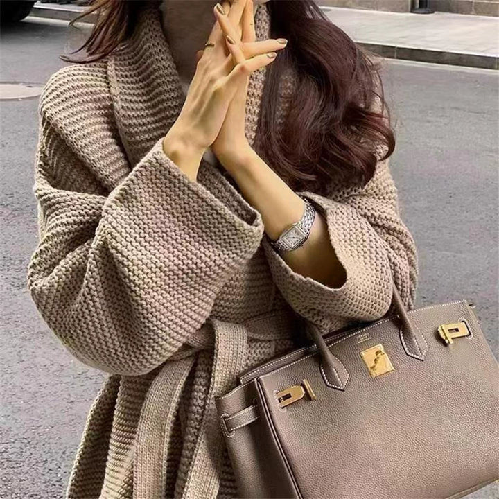 Dame Cardigan Oversized – Koselig og Stilfull