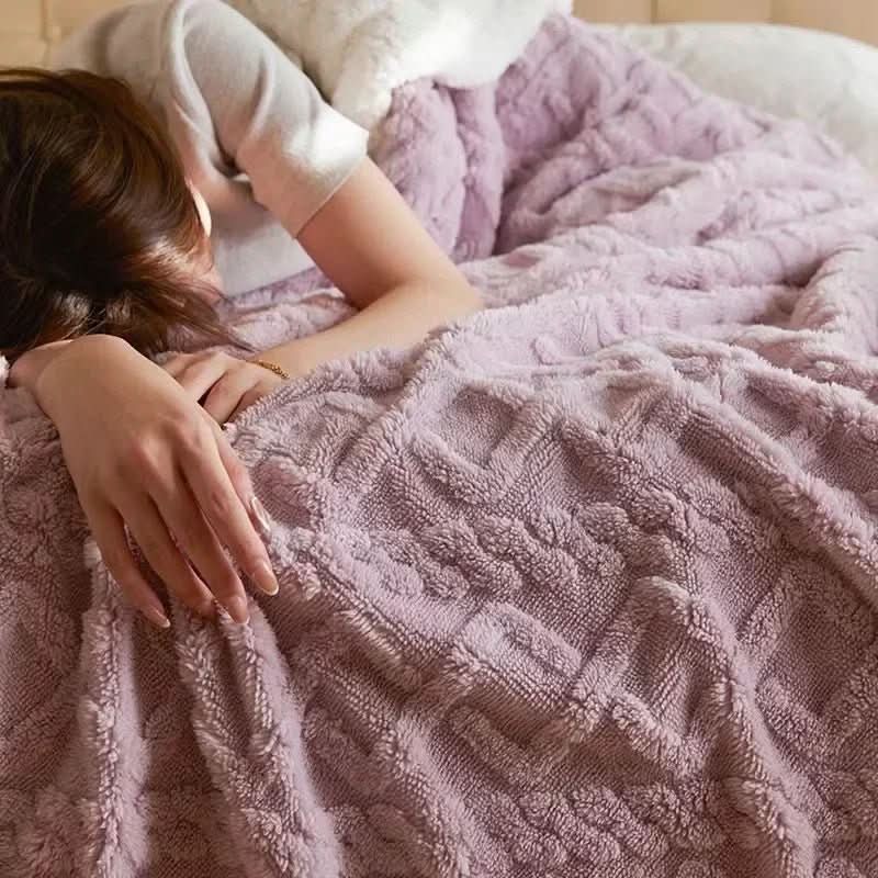 Koselig Vinterteppe med Tosidig Design – Varm Moderne Komfort