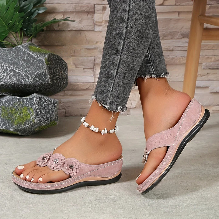 Kvinner Blomster Slip-On Strandtøfler – Komfort for Solfylte Dager
