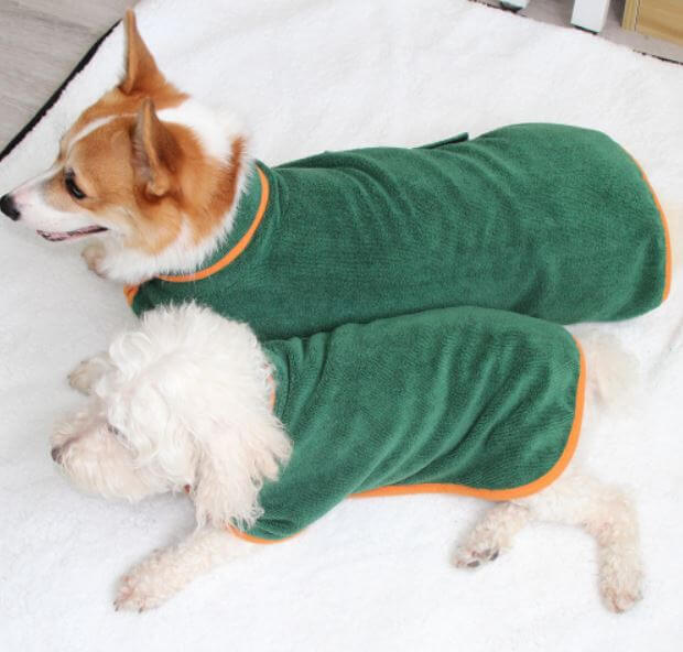 Hundebadekåpe i Mikrofiber – Tørker og Varmer Hund etter Bad/Tur