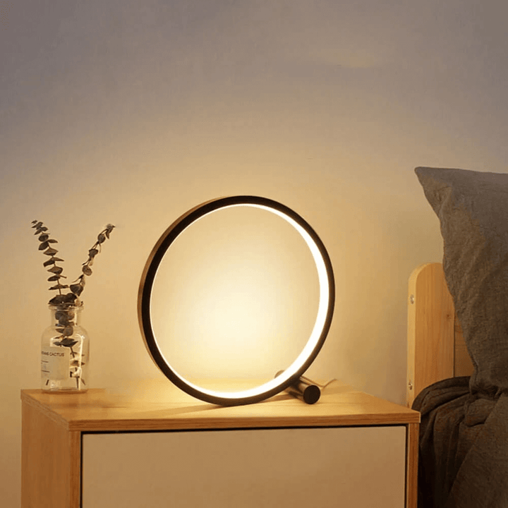 Minimalistisk LED Bordlampe med Dimmefunksjon