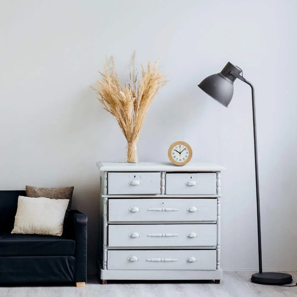 Minimalistisk Stillegående Vekkerklokke i Tre