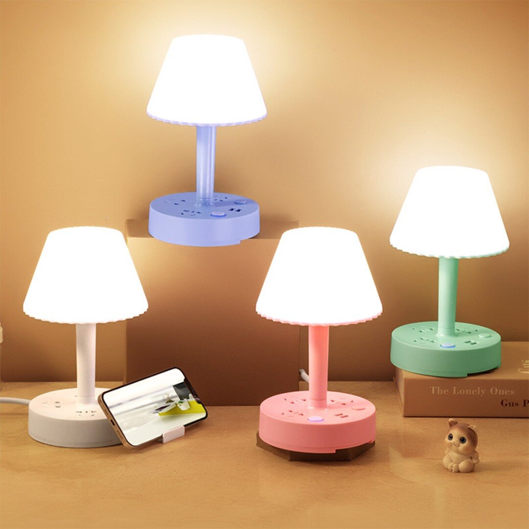 Multifunksjonell Bordlampe med USB &amp; Stikkontakter