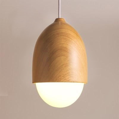 Moderne Hengende Lampe i Treimitasjon for Stilfull Belysning