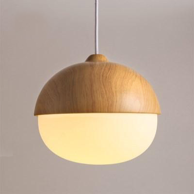 Moderne Hengende Lampe i Treimitasjon for Stilfull Belysning
