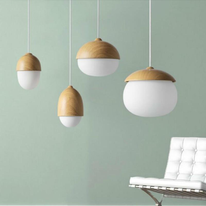 Moderne Hengende Lampe i Treimitasjon for Stilfull Belysning