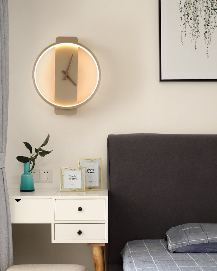 Moderne LED Veggklokke – Tidløs Eleganse for Ditt Hjem