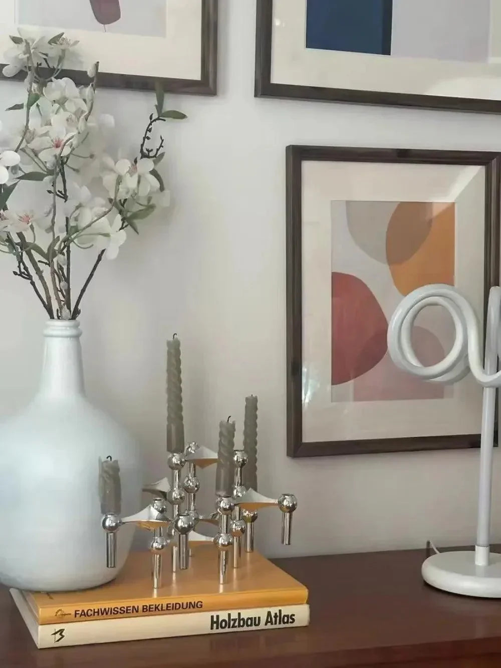 Moderne Lysestake – Minimalistisk Design for Elegant Hjem