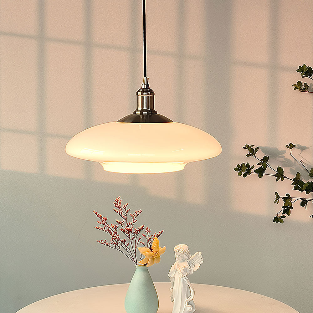 Moderne Pendellampe i Hvitt Glass - Elegant Belysning