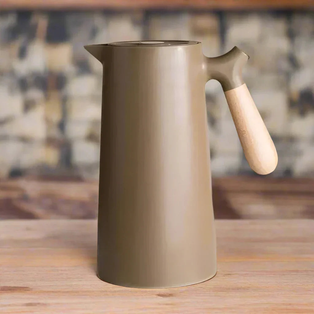 Unisex Termosflaske i Moderne Design for Varme og Kalde Drikker
