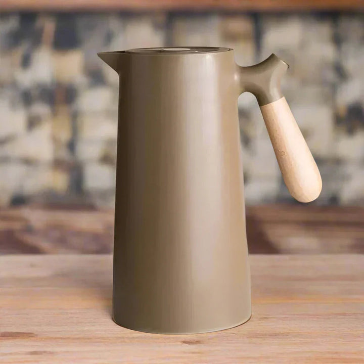 Unisex Termosflaske i Moderne Design for Varme og Kalde Drikker