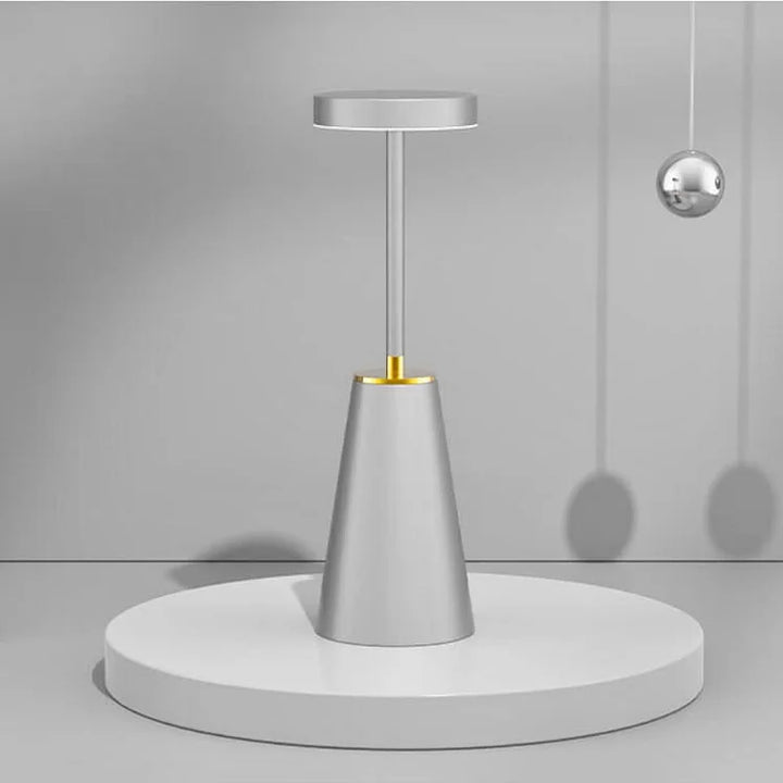 Trådløs LED Bordlampe - Justerbar Belysning | Moderne Design