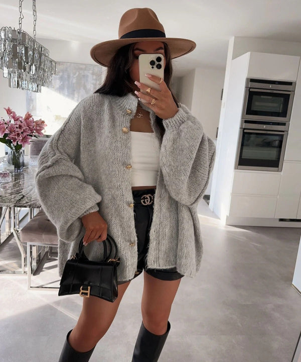 Komfortabel Oversized Dame Cardigan med Knapper