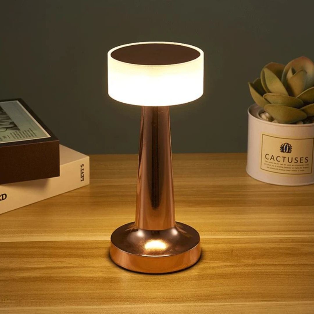 Retro Bordlampe – Dimbar Elegance for Hjem og Kontor
